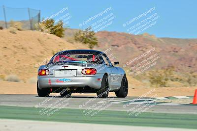 media/Dec-13-2025-Extreme Speed (Sat) [[d129ecb0b9]]/Beginner/Session 2 (Turn 4)/